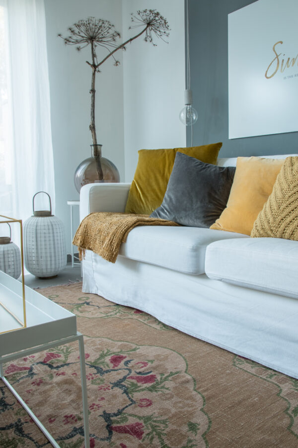 Herbstliche Deko im Wohnzimmer | Raumkrönung - Wohnberatung
