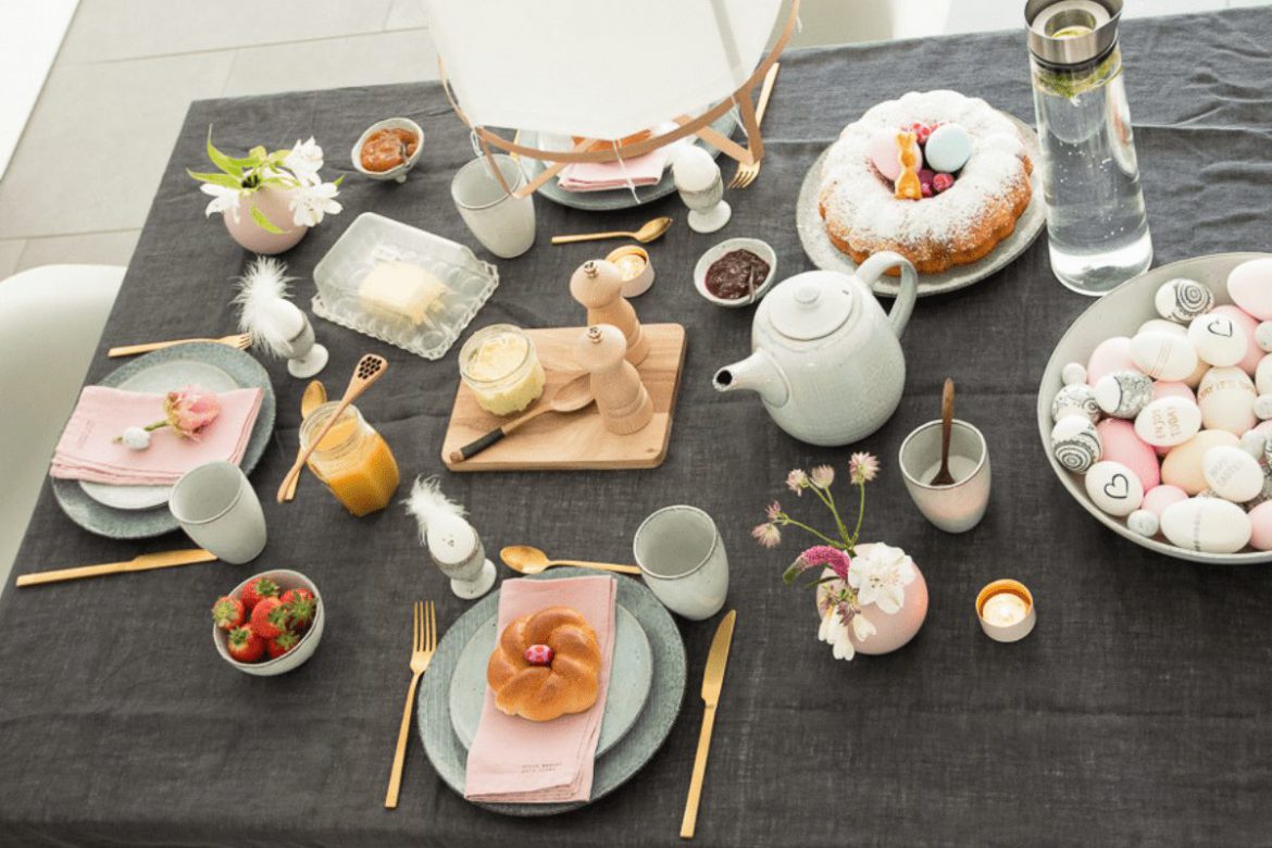 Schnelles Rezept für Eierlikörkuchen I Tipps für das einfache Verzieren von Ostereiern